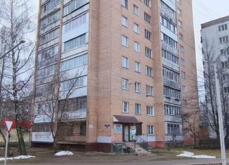 Продается двухкомнатная квартира, 52.6 м2, Смоленская область, улица Попова, 44