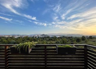 Продаю двухкомнатную квартиру, 51.7 м2, посёлок городского типа Сириус, Парусная улица, 16