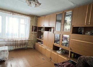 Продам 3-ком. квартиру, 58.5 м2, Красноуфимск, Селекционная улица, 7