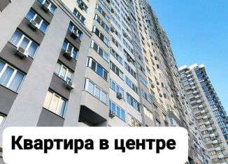 Продается 3-комнатная квартира, 117 м2, Махачкала, улица Ирчи Казака, 101