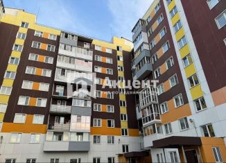 Продается 2-комнатная квартира, 55 м2, Кохма, Октябрьская улица, 20