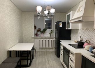 Сдам в аренду 3-комнатную квартиру, 89 м2, Кострома, Профсоюзная улица, 19