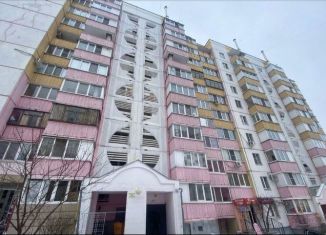 Сдам 2-комнатную квартиру, 49 м2, Белгород, улица Есенина, 44