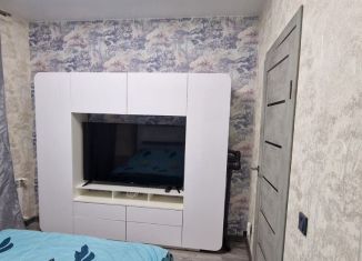 Сдаю 1-ком. квартиру, 30 м2, Калининград, Коммунистическая улица